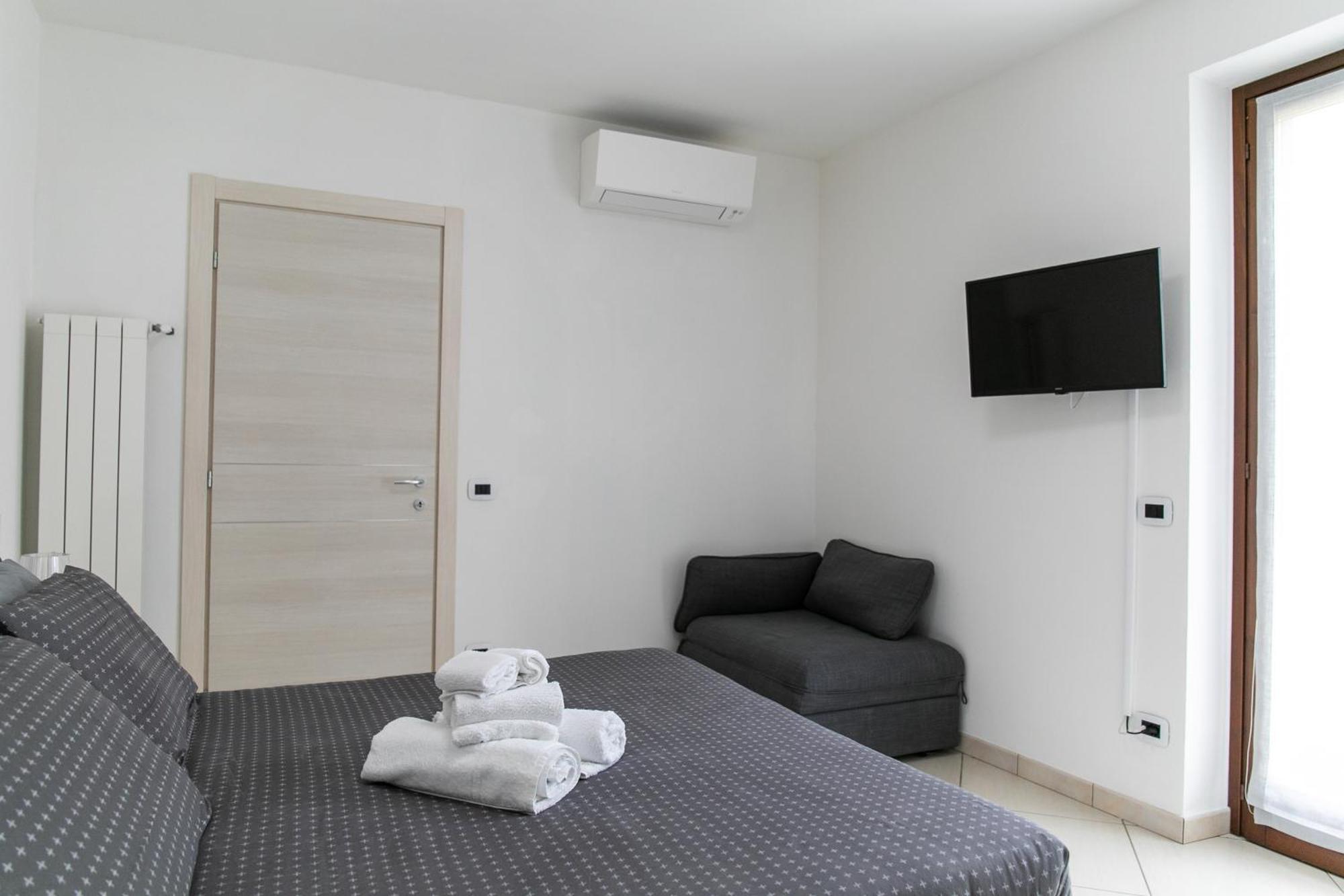Relax House Baveno Leilighet Eksteriør bilde
